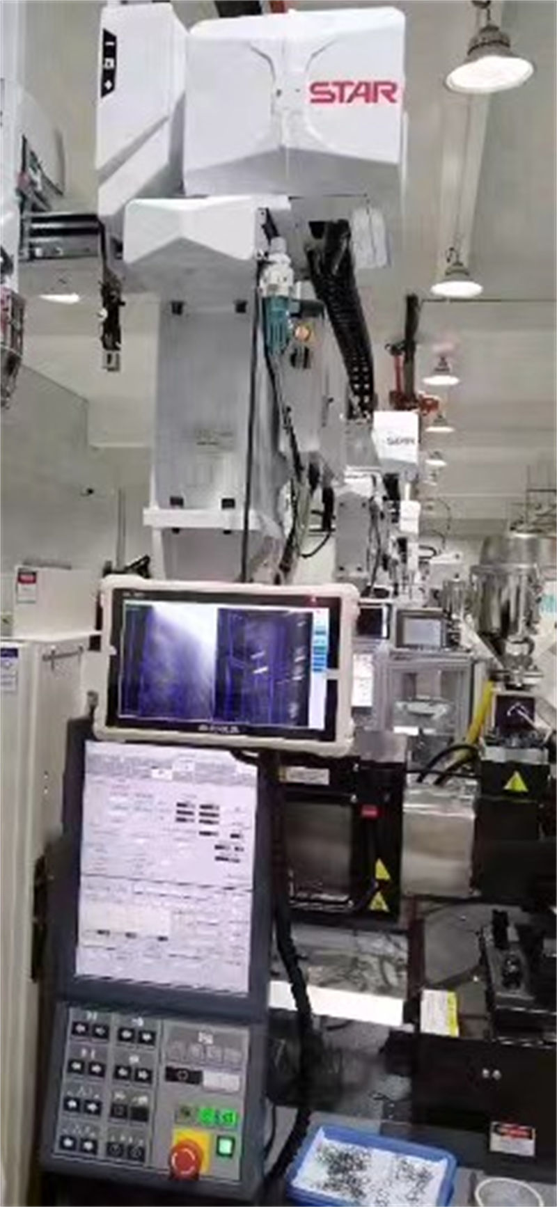 usdt九游会老哥俱乐部视觉智能模具保护器安装现场 (13)